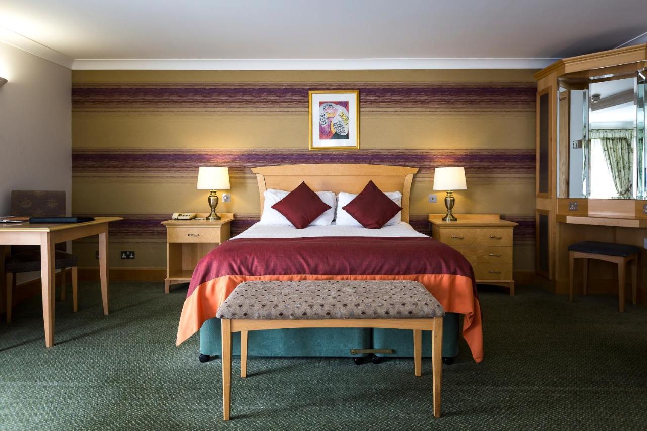 Hellidon Lakes Hotel Daventry Dış mekan fotoğraf