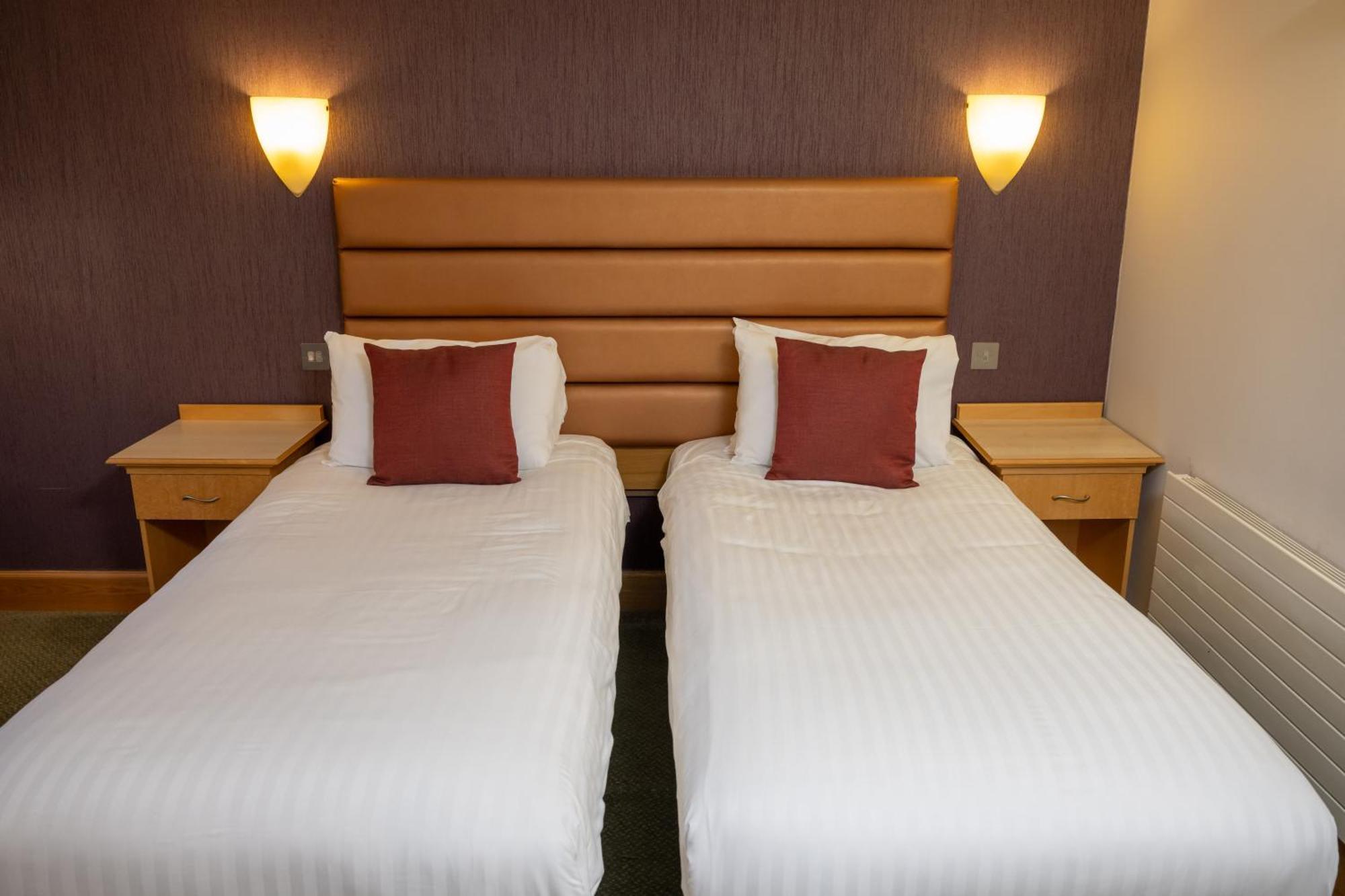 Hellidon Lakes Hotel Daventry Dış mekan fotoğraf